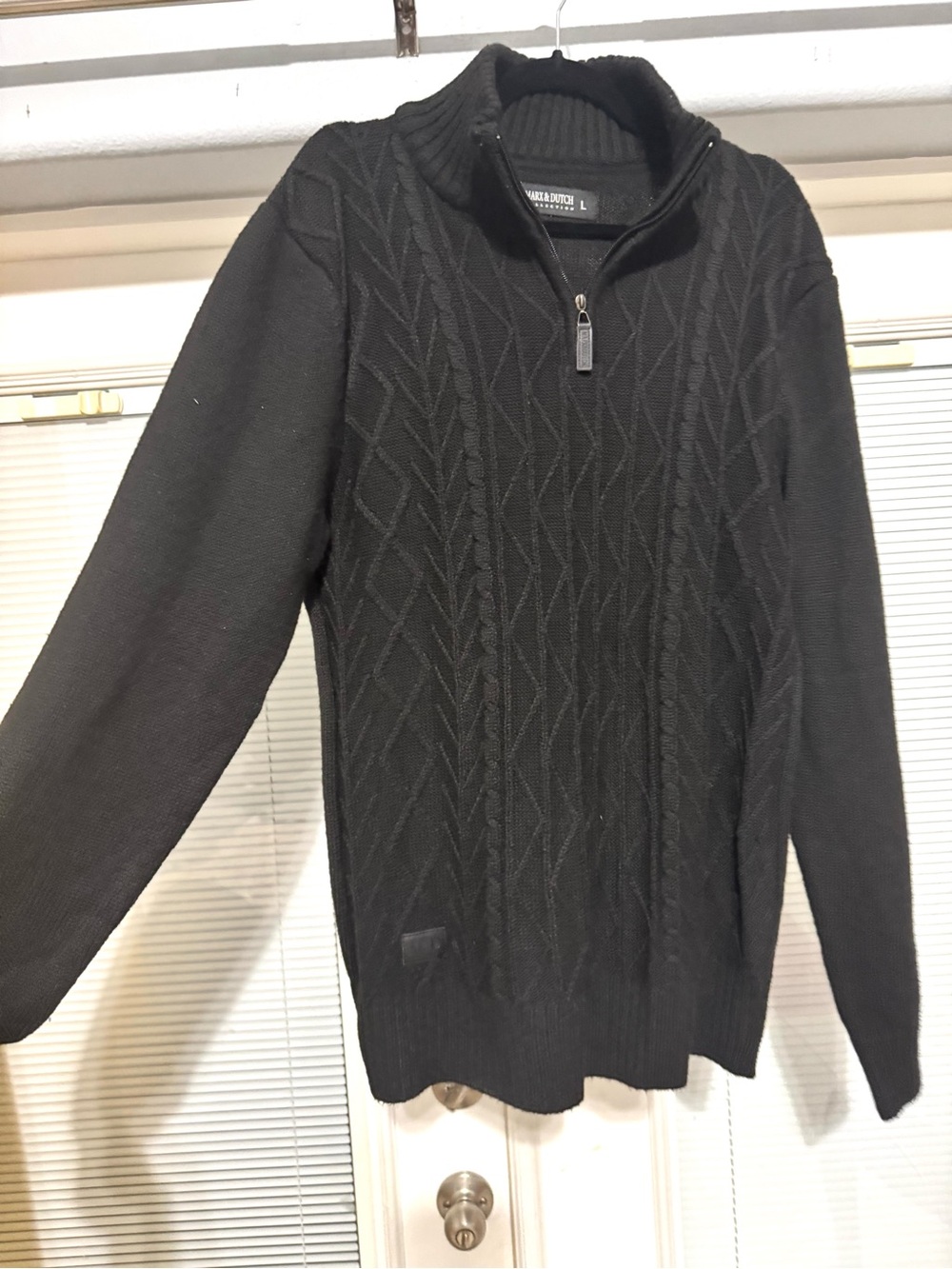 Cable Knit Half-Zip Men's Sweater - Black